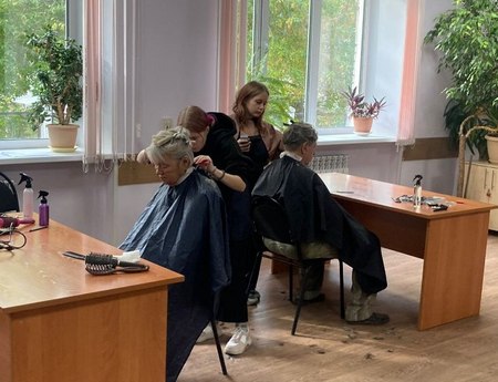 студенты парикмахеры для сайта